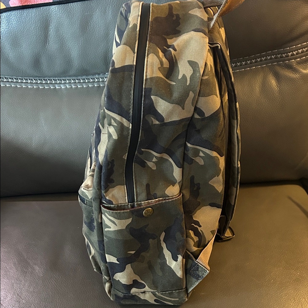 Revelry Supply the Explorer Camo Backpack EUC - Picture 4 of 7